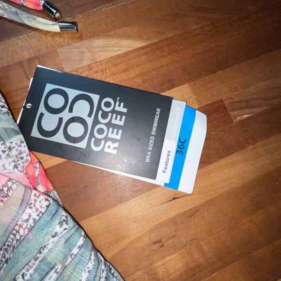 Coco Reef Womens Monaco Aura Crop Underwire Tankini Multi, 36C - Picture 10 of 11